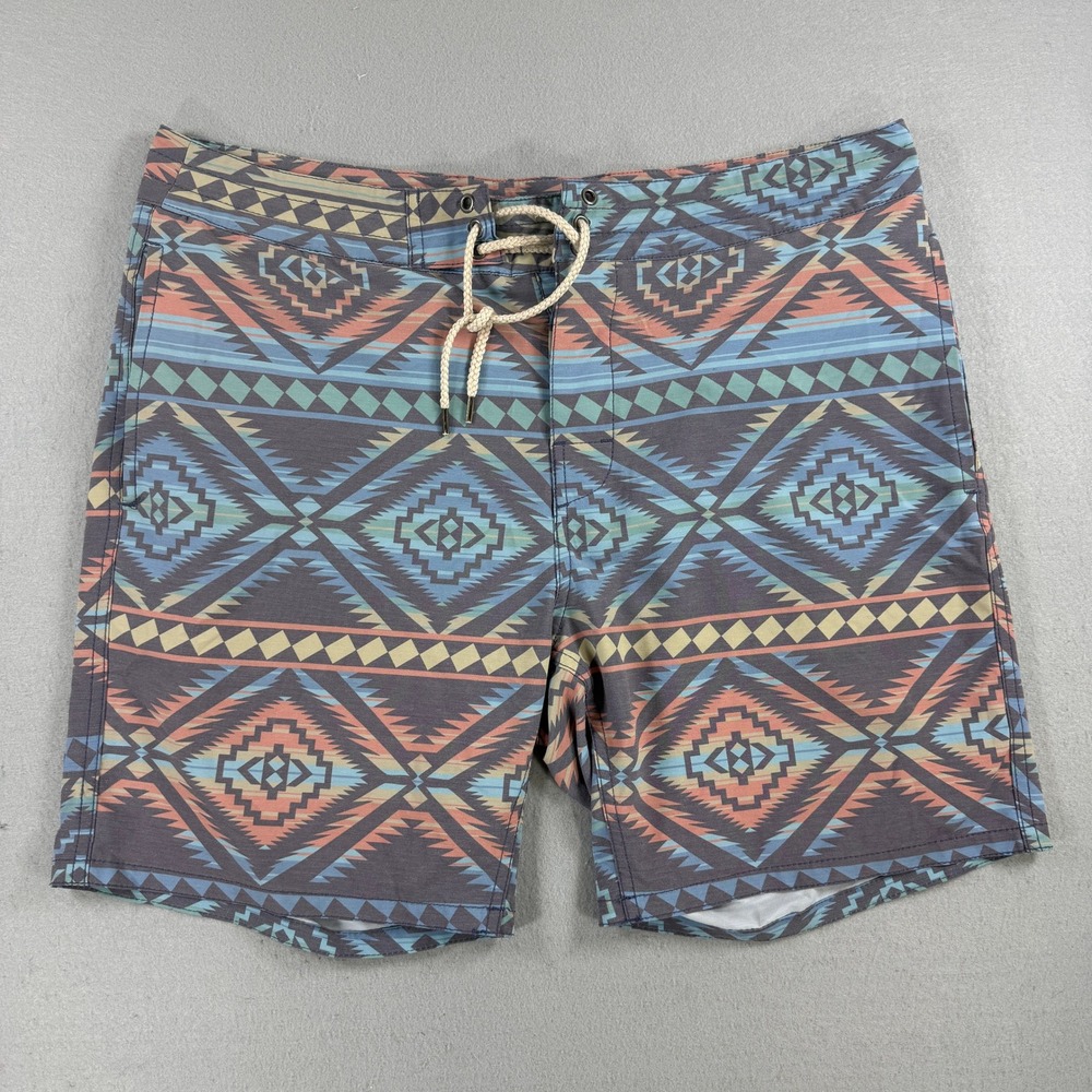 Faherty Board Shorts Men 35 Geometric Aztec Print Swim Trunks Beach Resort Surf